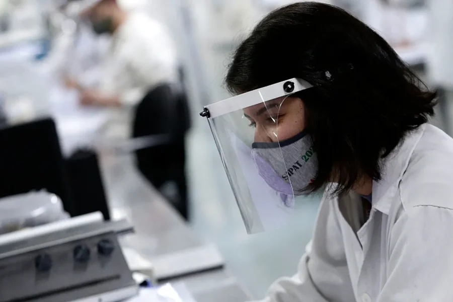 Përparimet e mëdha në shëndetësi gjatë vitit 2025, trajtimet e reja që japin shpresë