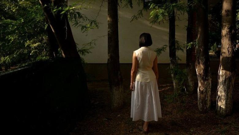 Hetimi i New York Times  studentja shqiptare  Ëndrra amerikane një gënjeshtër  ja si u gënjyem nga programet e punësimit