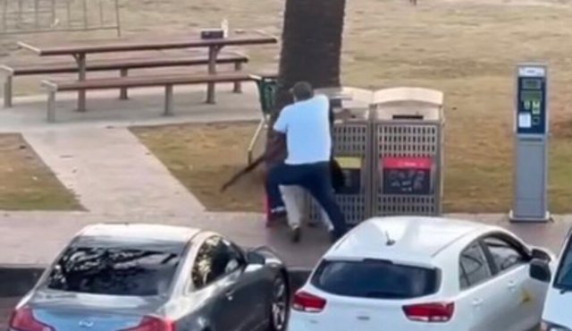 Heroi i Bondi Beach u qëllua dy herë pasi çarmatosi autorin e sulmit