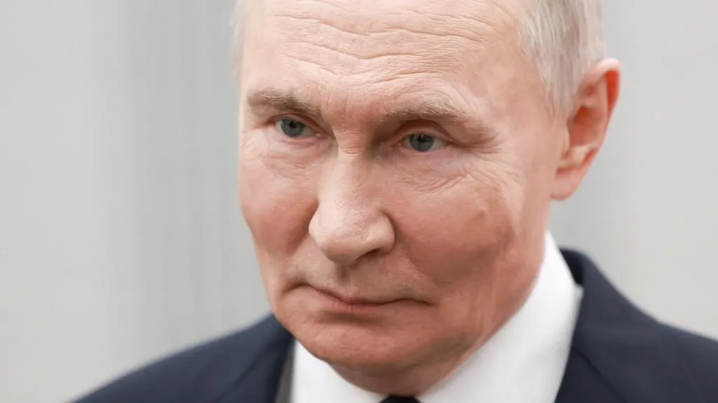 Çfarë zbulojnë bisedimet e fundit në Ukrainë për gjendjen mendore të Putinit