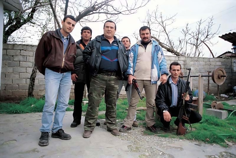 Vetëvritet nipi i Nehat Kullës  i njohur si  gjenerali  Hidhet nga 160 metra lartësi