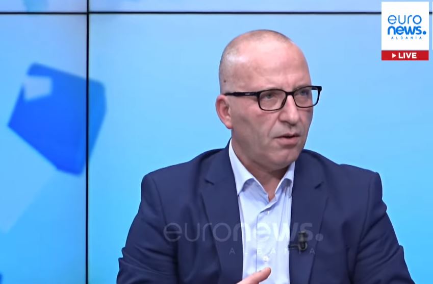 Pezullimi i Ballukut  Dervishaj  Gjyqësori ndërhyri në kompetencat e kryeministrit