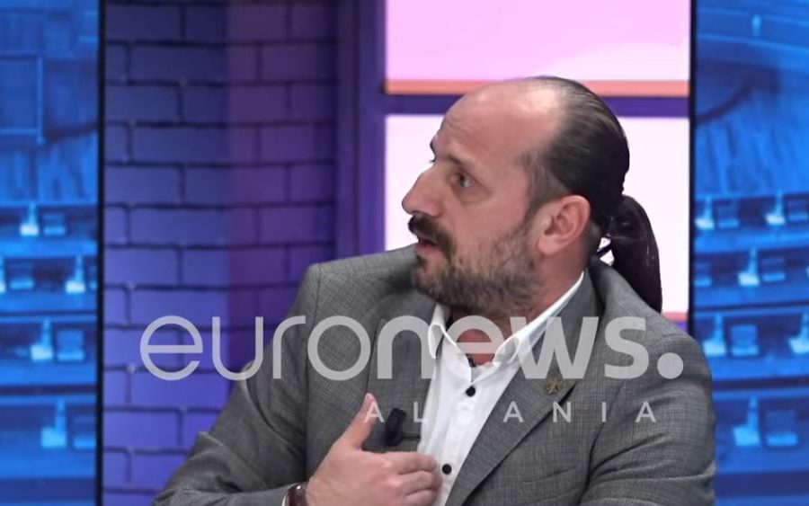 Fitorja e LVV në zgjedhje, Goxhaj: Albin Kurti dhe Vjosa Osmani futën në kurth opozitën
