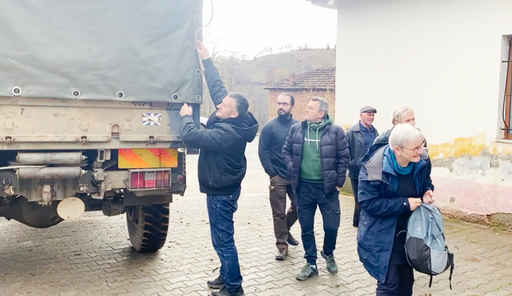 Tre mijë pako me dhurata nga Gjermania për fëmijët në Mokër  Librazhd dhe Prrenjas