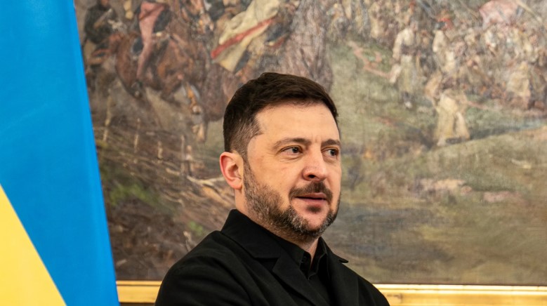 Zelensky: Jam i gatshëm të thërras referendum për planin e Trump me armëpushim
