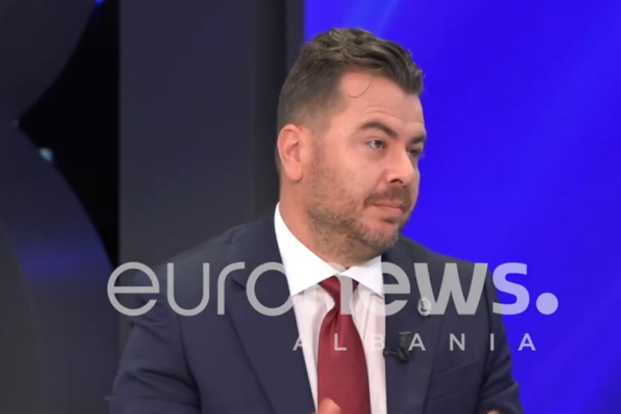 Historiani: Kisha ku u martua Skënderbeu u hodh në erë me dinamit nga regjimi, banorët mblidheshin te rrënojat