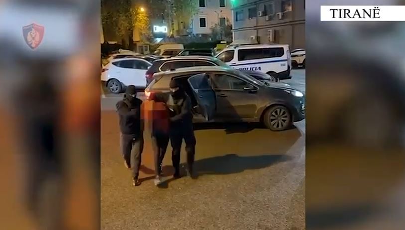 EMRAT  Goditet grupi kriminal që shiste lëndë narkotike në Tiranë  22 të arrestuar