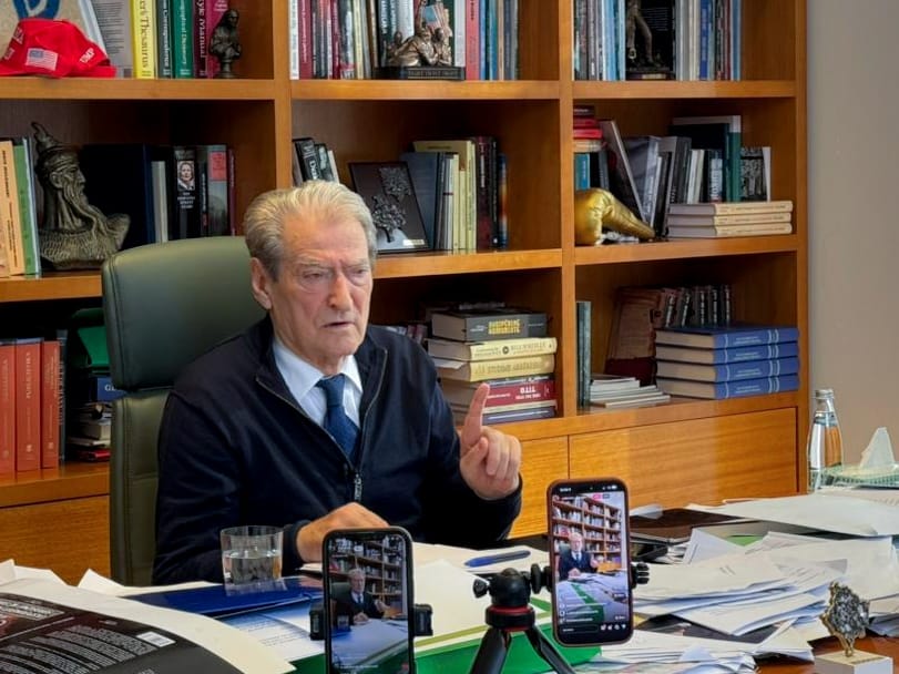 Berisha thirrje për protesta  Nuk kemi opsion tjetër përveçse të dalim në rrugë