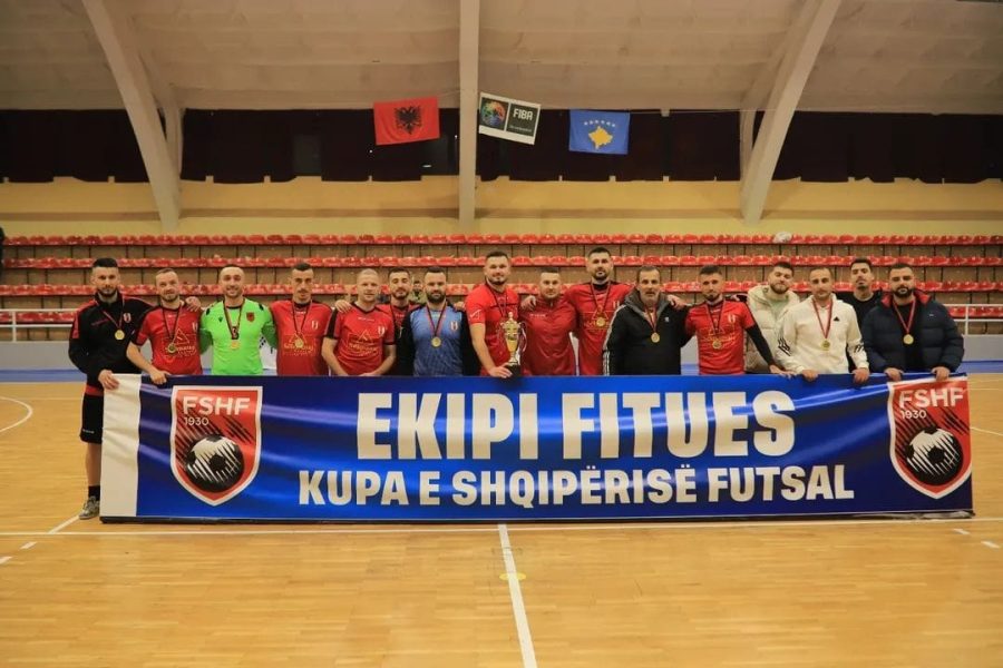 Flamurtari fiton Kupën e Shqipërisë në futsall, mund Vllazninë 3-2 në Shkodër