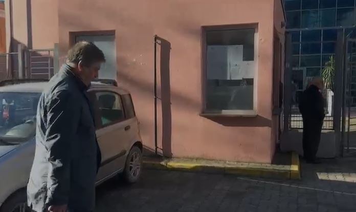 Hetimi për “21 Janarin”, paraqitet në SPAK ish-Presidenti Bamir Topi