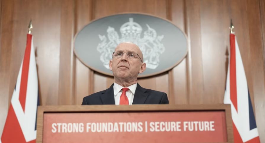 Vritet një pjesëtar i forcave britanike në një aksident në Ukrainë