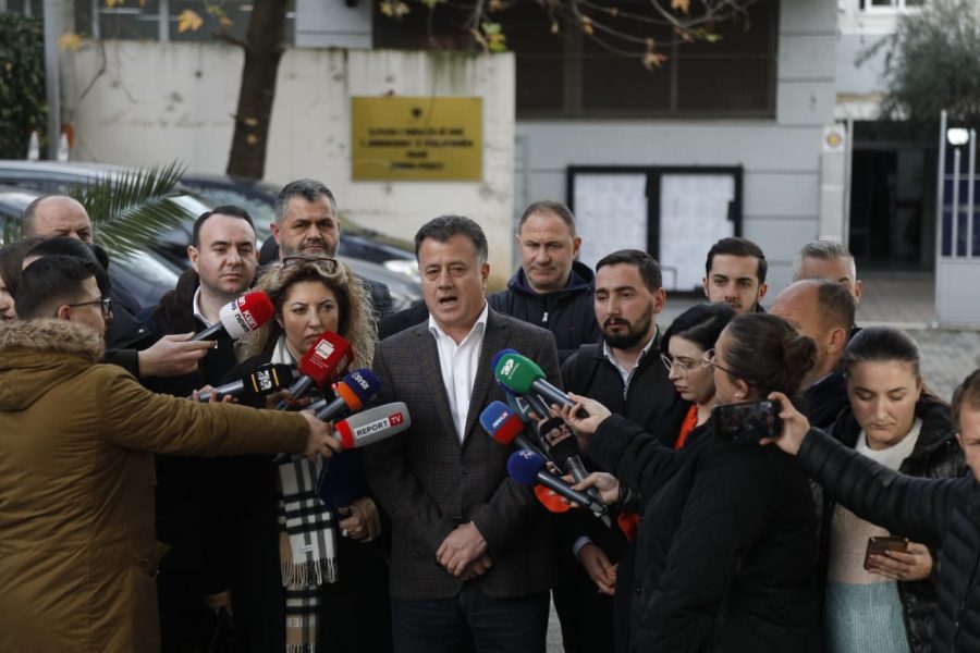 Noka reagon pas vendimit të Gjykatës për protestuesit: Qytetarët protestuan kundë “bandës” në pushtet