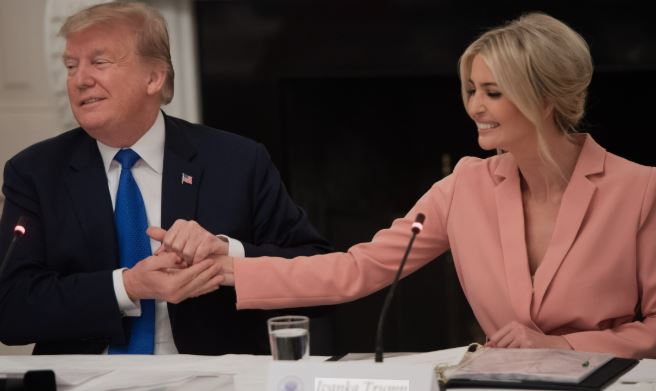 Ivanka Trump po studion historinë e shqiptarëve