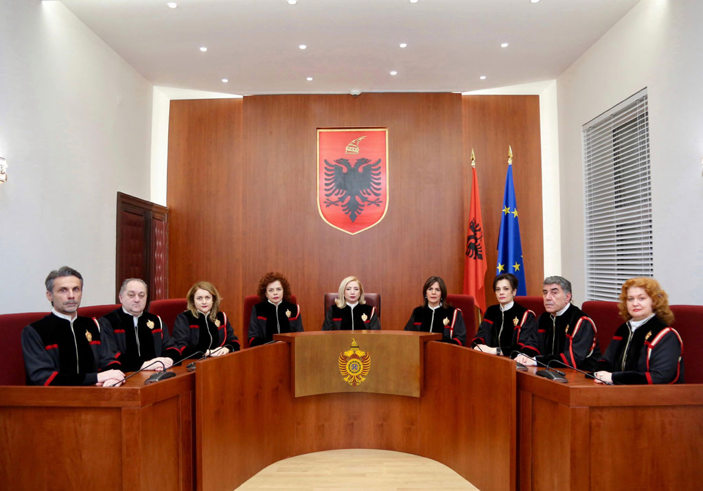 Shoqata e Gjyqtarëve: Mos ushtroni presion mbi drejtësinë