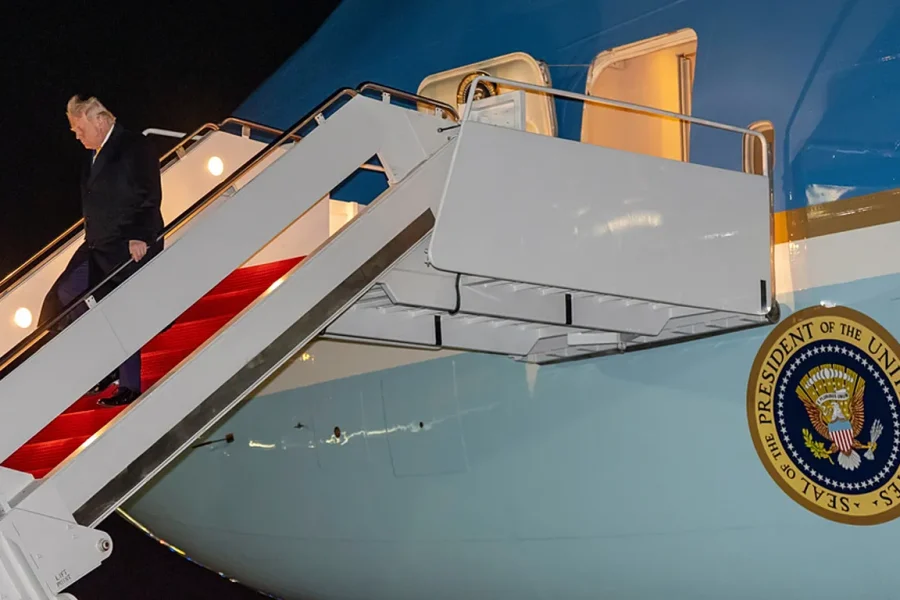 Trump: Mund të jem në një zgjedhje midis NATO-s dhe Groenlandës