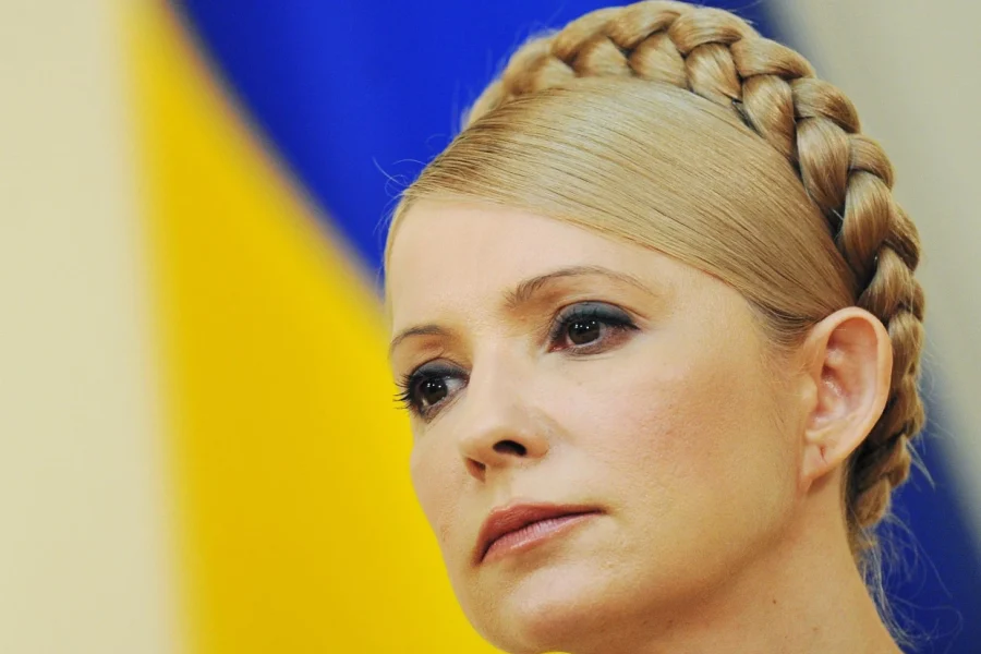 Ish-kryeministrja ukrainase, Yulia Tymoshenko akuzohet për organizimin e një skeme për të korruptuar deputetët