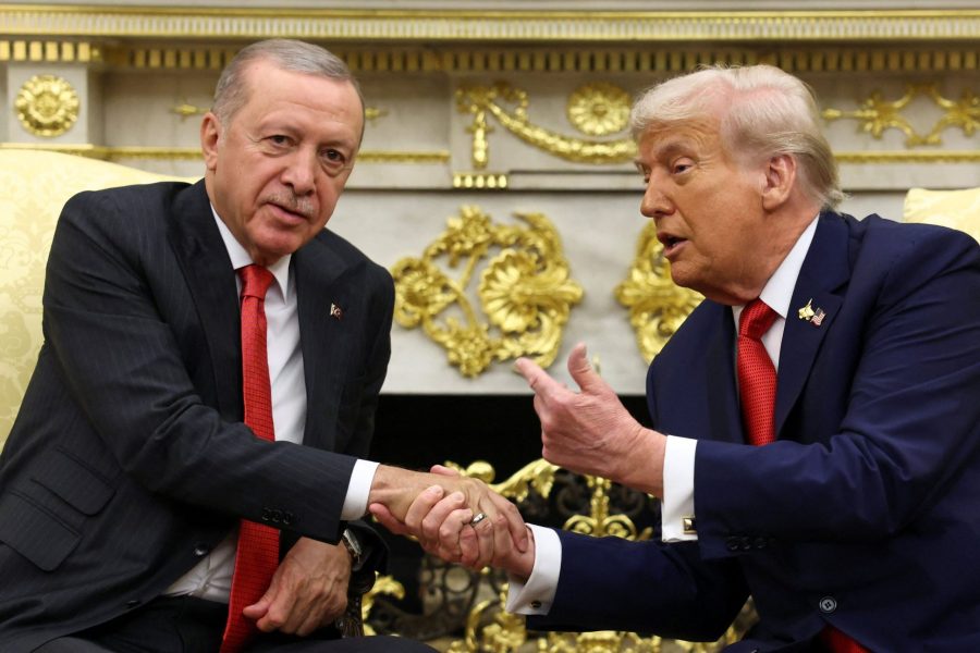 Trump ftesë Erdoganit dhe presidentit egjiptian që të bashkohen në “Bordin e Paqes” për Gazën