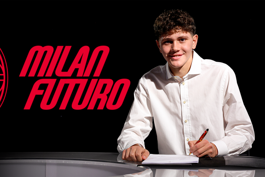 Milan nënshkruan me mesfushorin shqiptar Aron Babaj