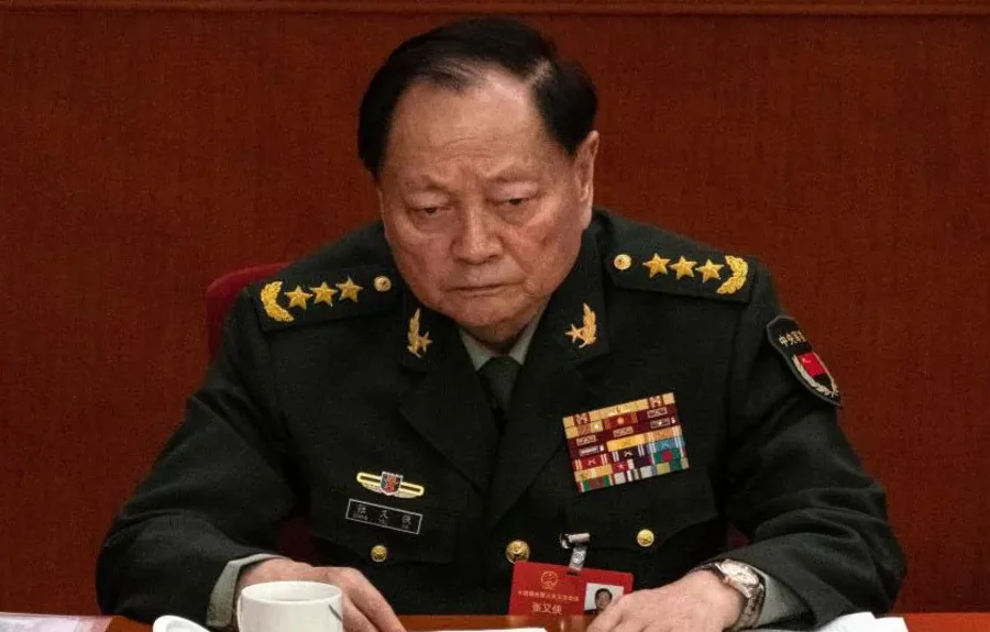 Spastrime në majat e ushtrisë kineze, pse po i largon gjeneralët e lartë Xi Jinping