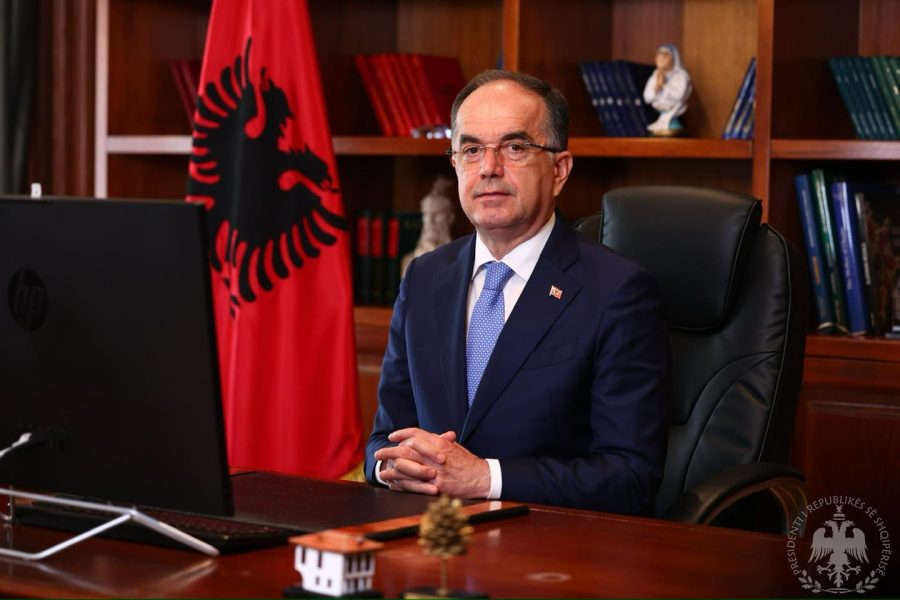 Begaj: Kujtesa e Holokaustit na mëson për humanizmin dhe përgjegjësinë