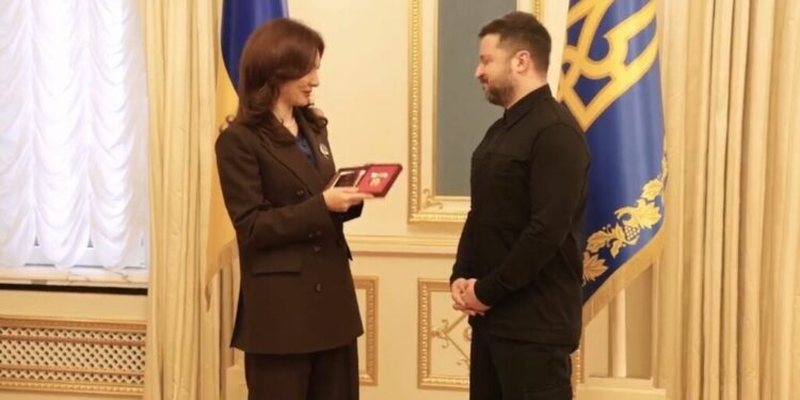 Ministrja e Jashtme Spiropali dekorohet nga  Zelensky