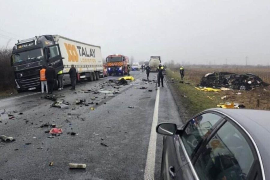 Aksidenti tragjik me 7 viktima, tifozët kishin lëndë narkotike! Mes tyre një shqiptar