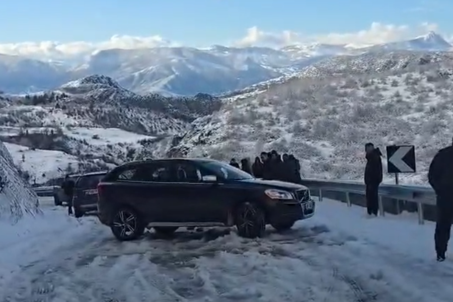 Situata nga moti në Qarkun e Elbasanit, ngrica në zonat malore dhe në disa segmente rrugore