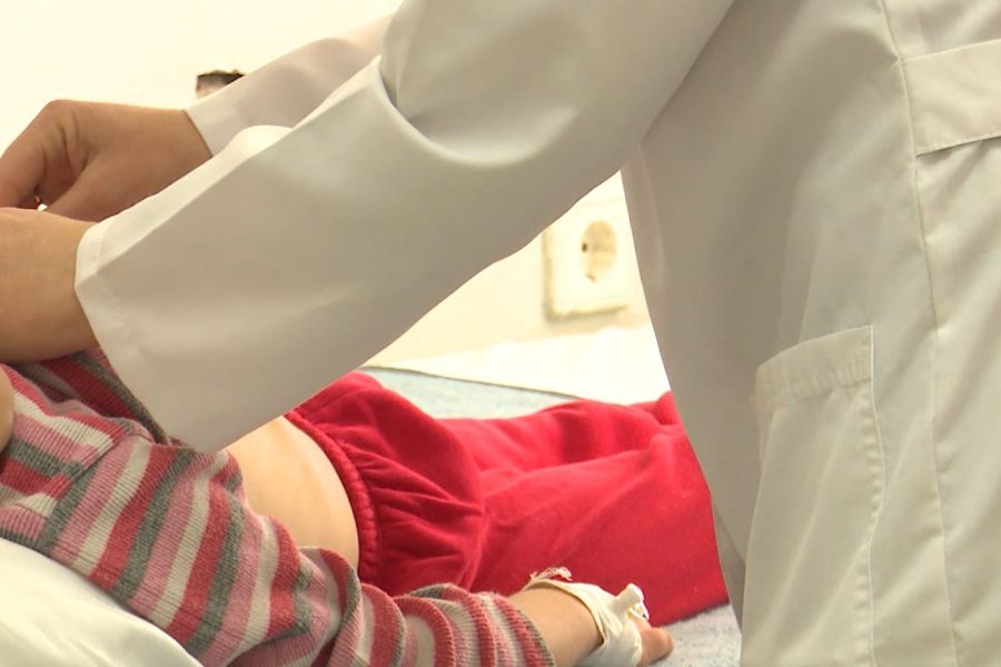Fluks në pediatrinë e Korçës, shkak virozat stinore dhe gripi