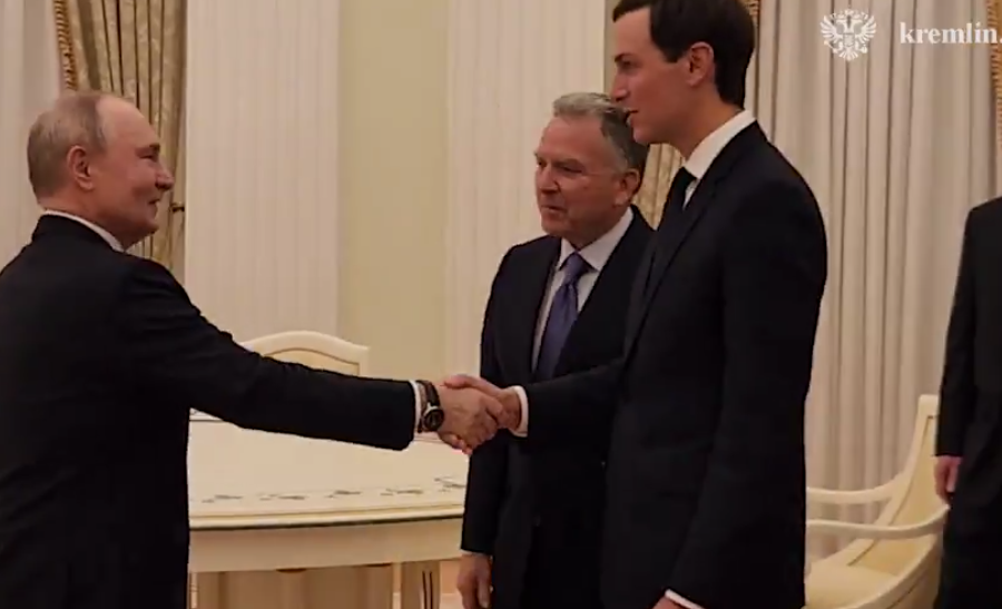 VIDEO/ Putin pret në Kremlin Steve Witkoff dhe Jared Kushner