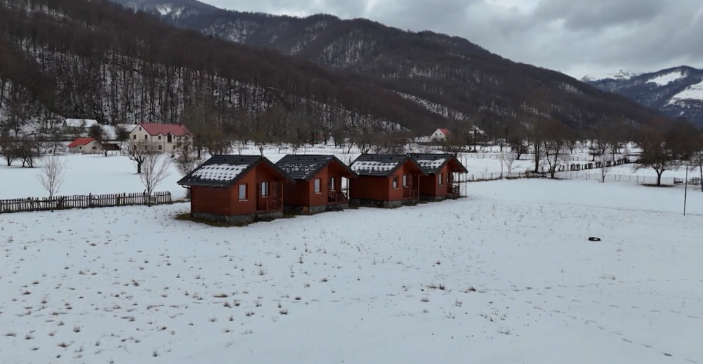 video-turizmi-si-shpetim-si-po-sfidohet-shpopullimi-ne-kelmend