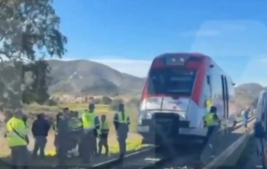 VIDEO/ Spanja përballet me aksidentin e tretë hekurudhor brenda një jave, treni përplaset me vinçin në Kartagjenë