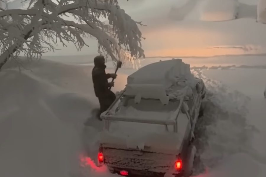 Reshjet e dëborës paralizojnë Lindjen e Largët të Rusisë, transporti ndërpritet në Kinë dhe Japoni