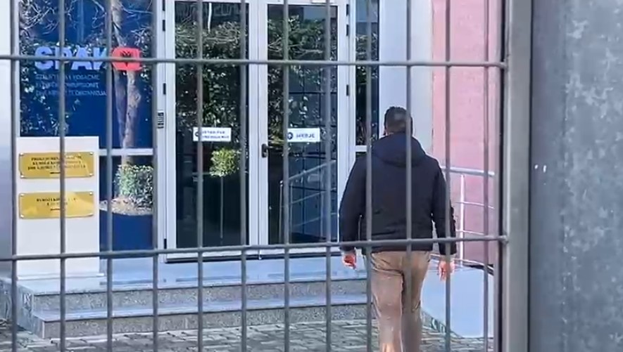 Belind Këlliçi paraqitet në SPAK