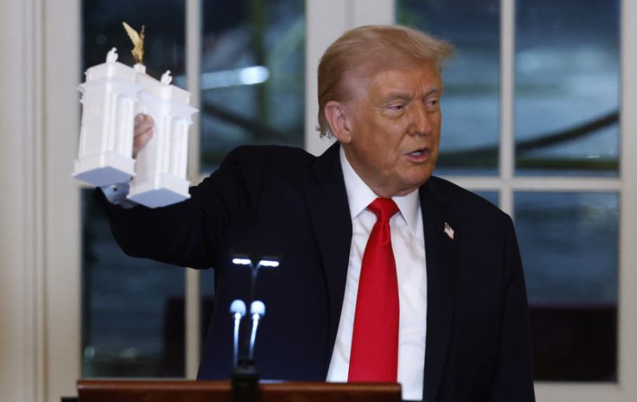 Trump synon të ndërtojë një hark triumfi 75 metra të lartë në zemër të Uashingtonit