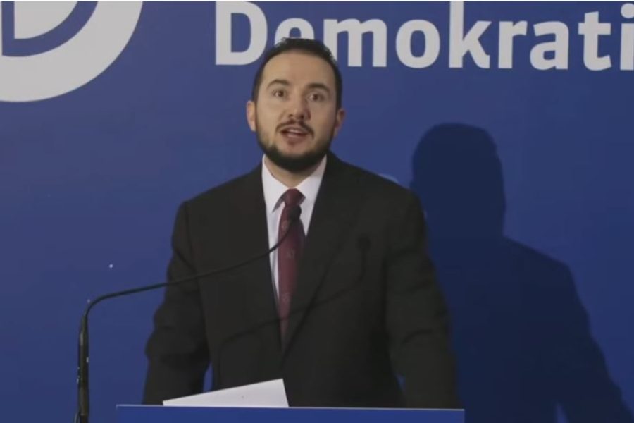 “E gjithë partia e Korçës është këtu”, Salianji: Ju kanë dërguar një mesazh që mos hajdeni në takim se ka agjendë personale