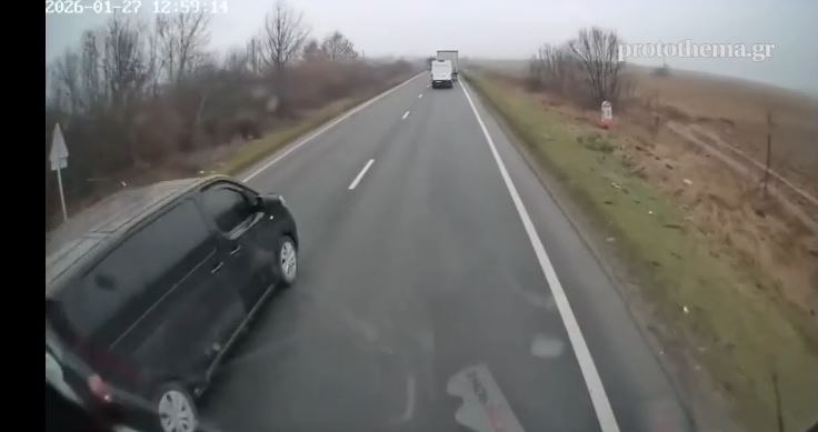 VIDEOLAJM/ Momenti i aksidentit të tifozëve të PAOK, ku dyshohet se humbi jetën dhe një shqiptar