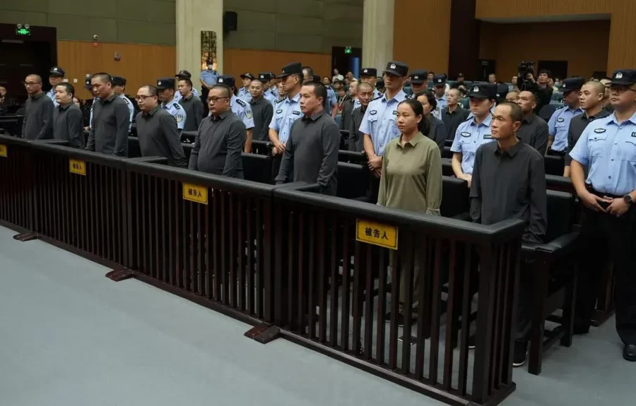 Kina ekzekuton 11 anëtarë të mafias mashtruese të Myanmarit