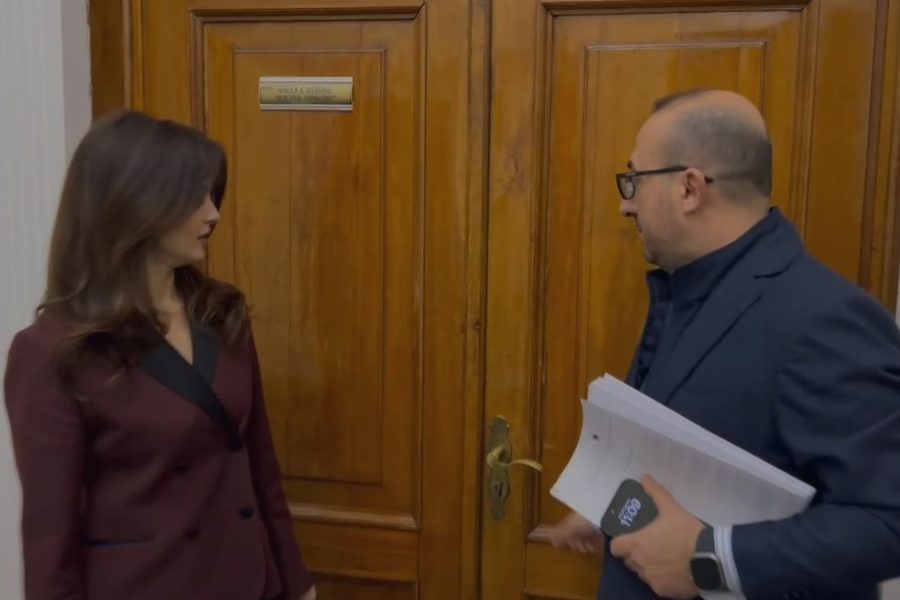 Heqja e imunitetit të Ballukut, anëtarët e PD-së gjejnë të mbyllur derën e Këshillit të Mandateve
