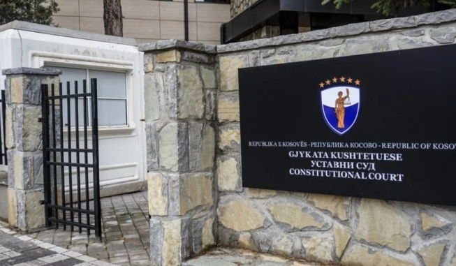 Kosovë, Gjykata Kushtetuese shfuqizon 12 ligje të miratuara nga qeveria Kurti