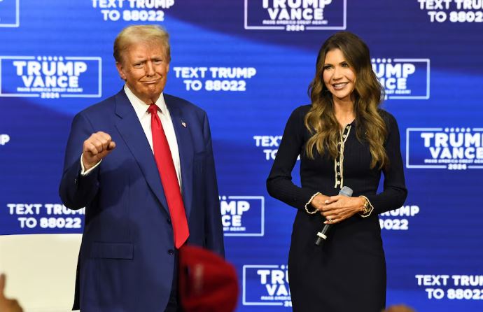 Sekretarja e Sigurisë: E vendos Trump nëse aktivizon Aktin e Kryengritjes në Minesota! Është si opsion