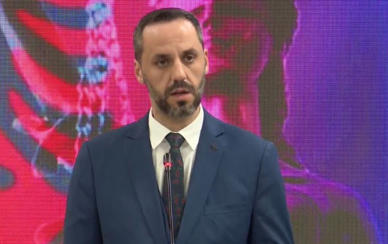 Ministri i Bendshëm Lamallari: Pretendimet për dhunë ndaj Niko Qarkajt janë të pabaza, nëse AMP i konfirmon do të ketë padi ndaj avokatit
