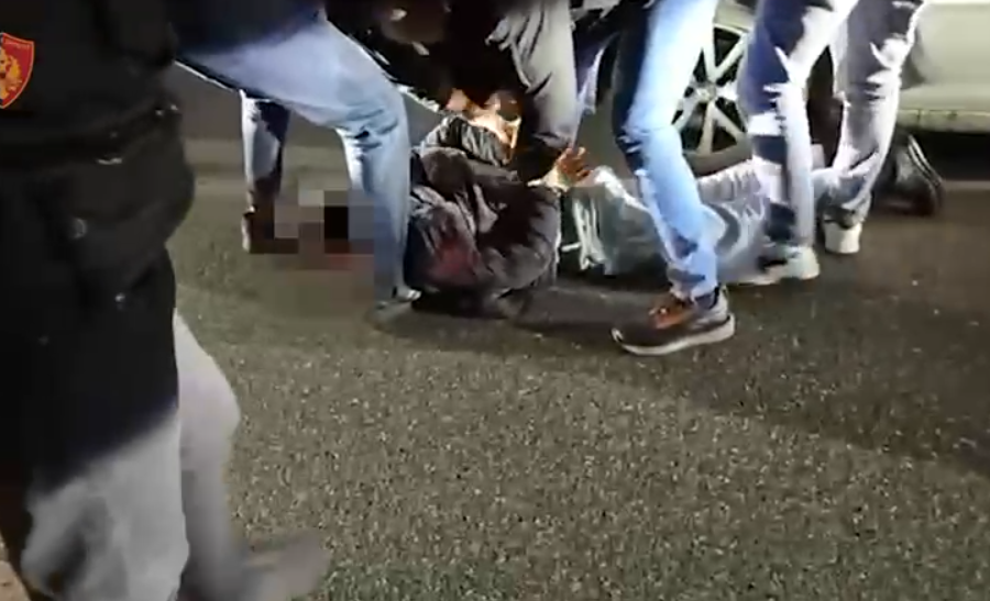 Po transportonte 6 emigrantë nga Egjipti, kapet në Tiranë 31-vjeçari nga Kukësi