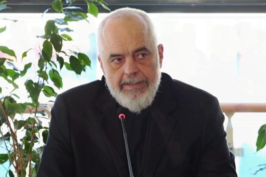Rama uron besimtarët ortodoks: Gëzuar Pashkët
