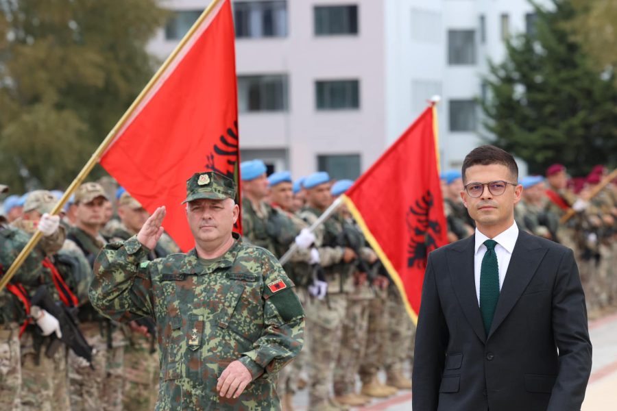 Rritja e pagave për ushtarakët, Vengu: Synojmë nivelin e NATO-s