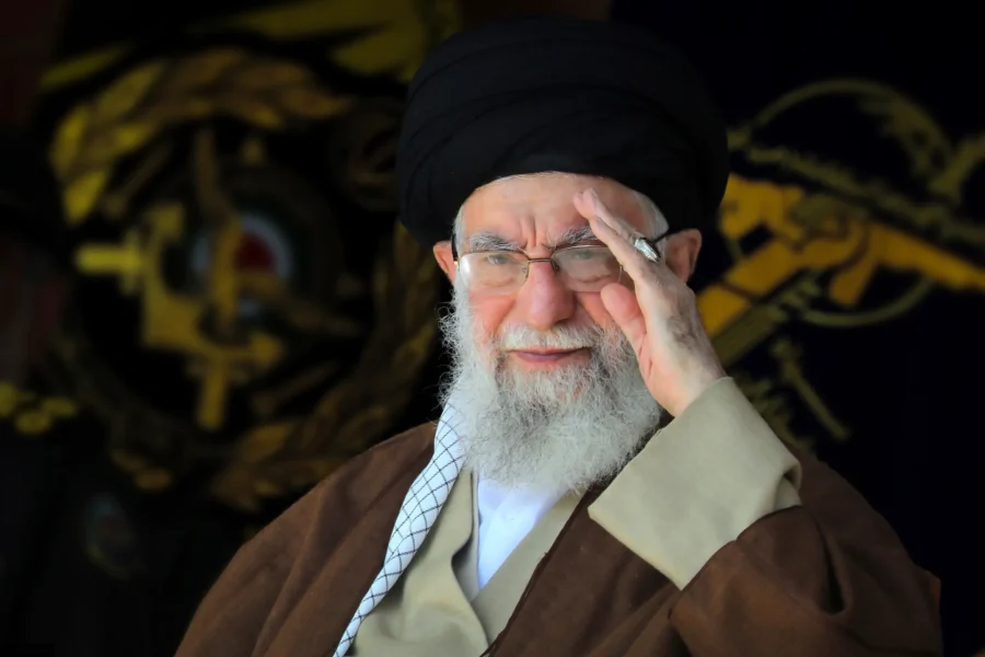 Konfirmohet vdekja e Khameneit, mediat: Trupi i udhëheqësit suprem të Iranit është gjetur