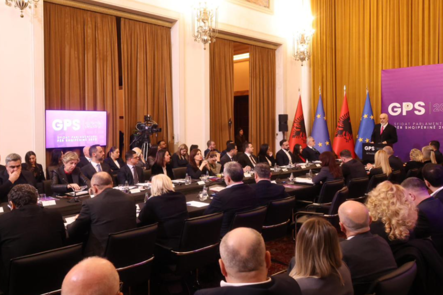 Rama: Rrëshqitjet në aksin Librazhd-Prrenjas janë çështje gjeologjike, jo korrupsion