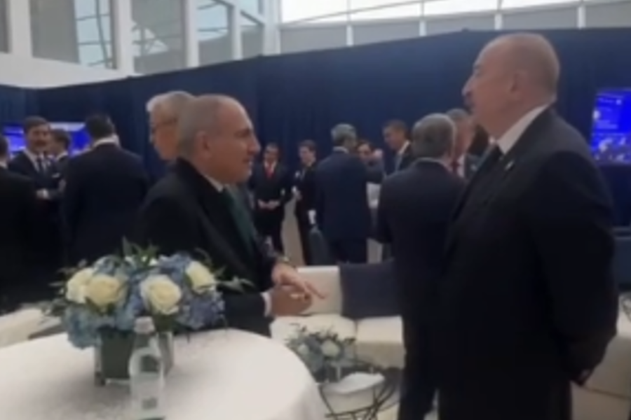 Trump fton liderët e Azerbajxhanit dhe Armenisë të shtrëngojnë duart në Bordit e Paqes