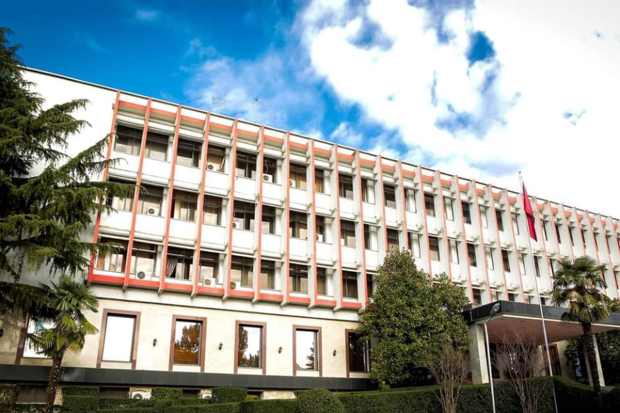 MEPJ paralajmëron qytetarët shqiptarë në Emiratet e Bashkuara pas sulmeve në Iran