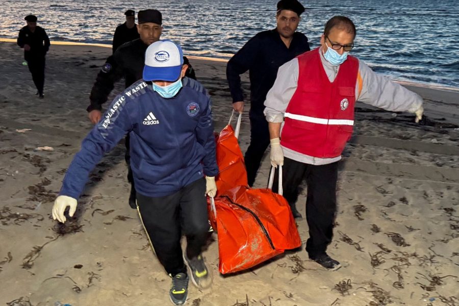 Përmbyset varka në Libi, 53 emigrantë të zhdukur, mes tyre dy foshnja