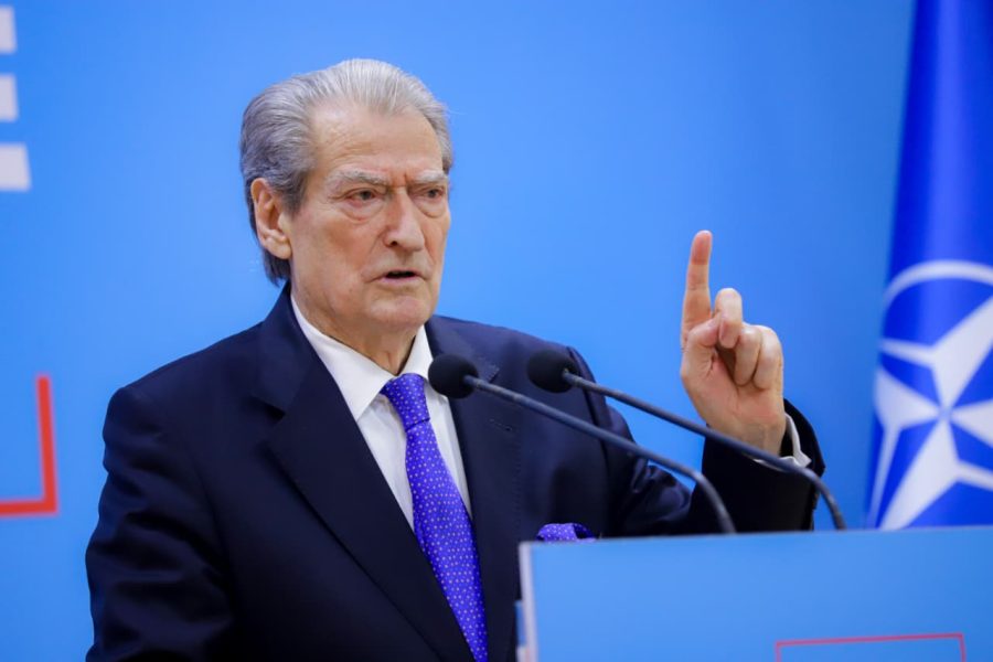 Berisha: Nuk do ta votojmë ndryshimin e propozuar në nenin 242 për pezullimin e funksionarëve publik
